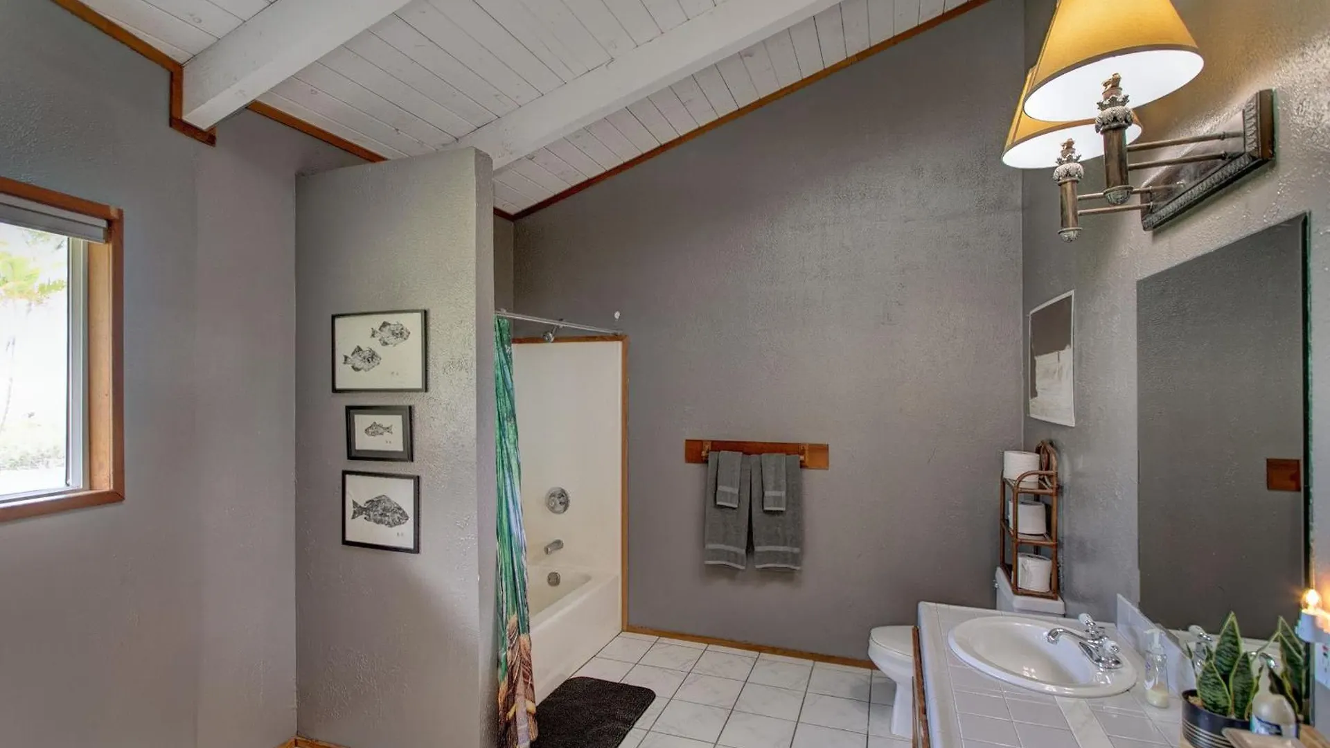 Pool House In Paradise Pahoa 0*,