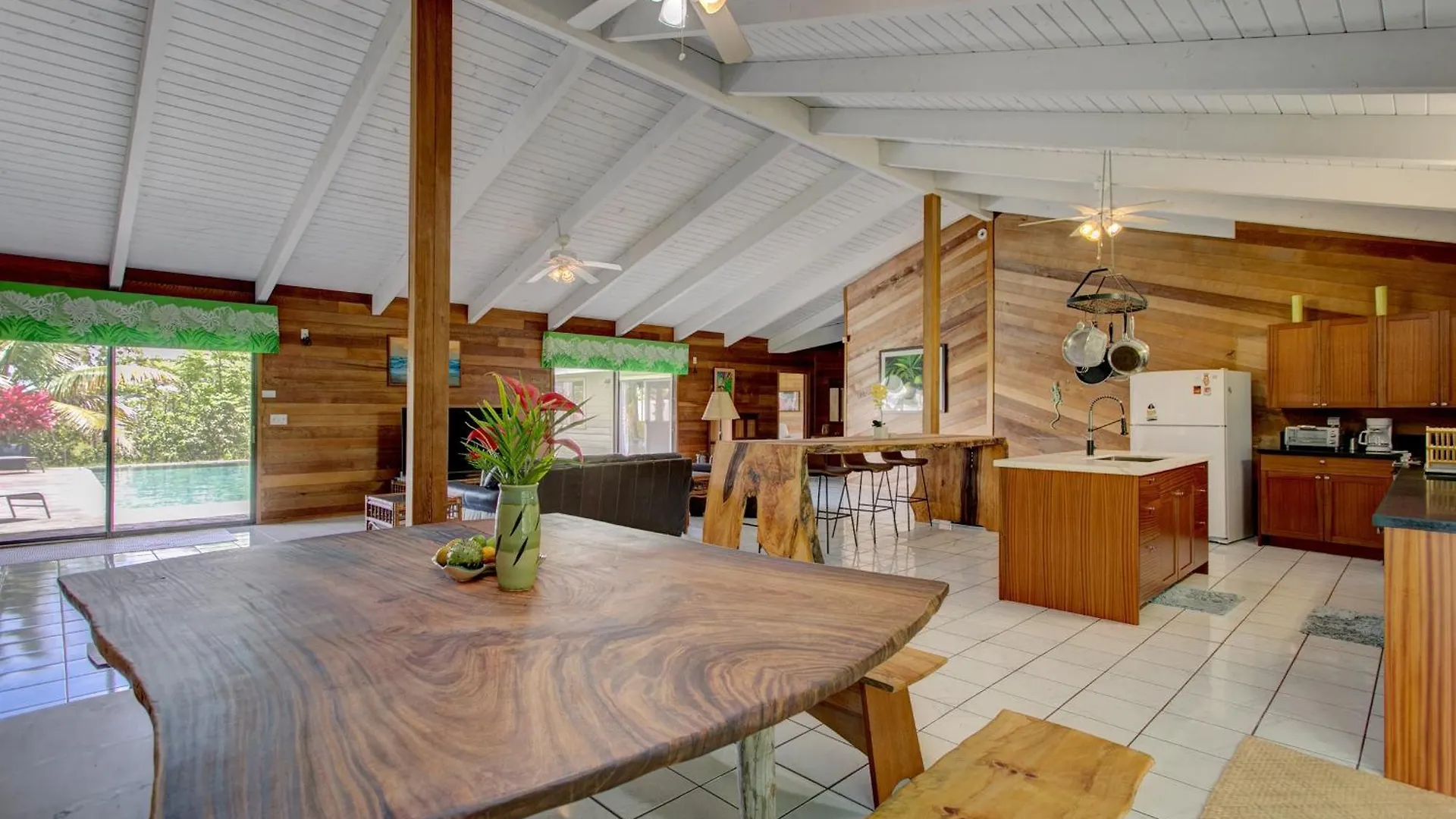 Pool House In Paradise Pahoa