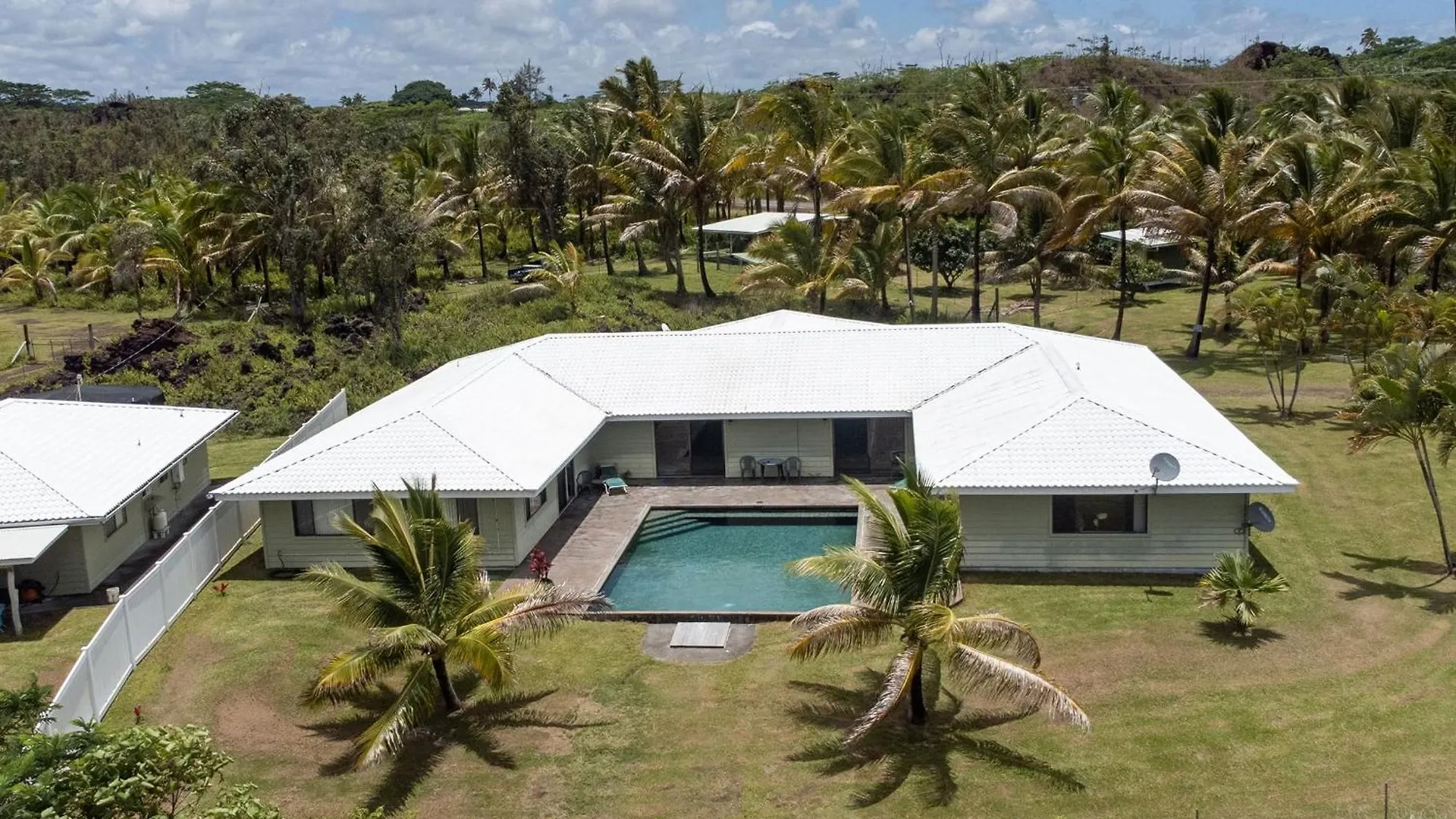 Pool House In Paradise Pahoa United States